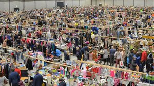 Super Snuffelmarkt in Kennemer Sportcenter Haarlem