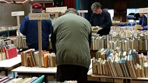 Boeken platen cd en dvd markt