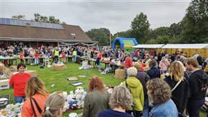 Vlooienmarkt Jong Nederland America