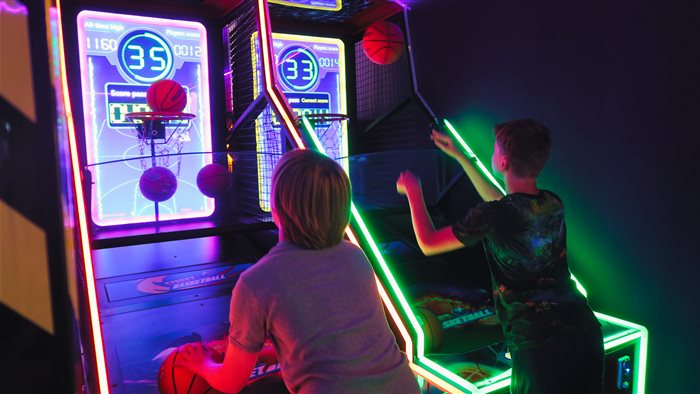 Gamehal Spijkenisse in Spijkenisse, Zuid-Holland