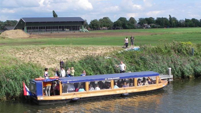 Rondvaart met de Iesselganger op de Oude IJssel in Ulft, Gelderland