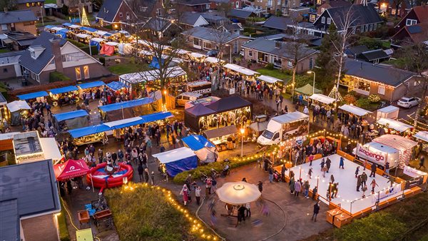 Charles Dickens Kerstmarkt Buitenpost