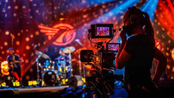 Thema  ‘Building Back Better Together’