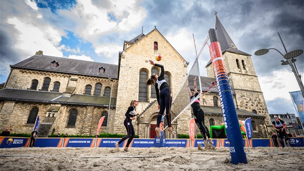Robijn Quickwash Eredivisie Beach Heerlen