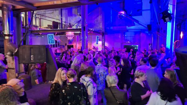 Single Party Groningen-80's 90's 00's till now