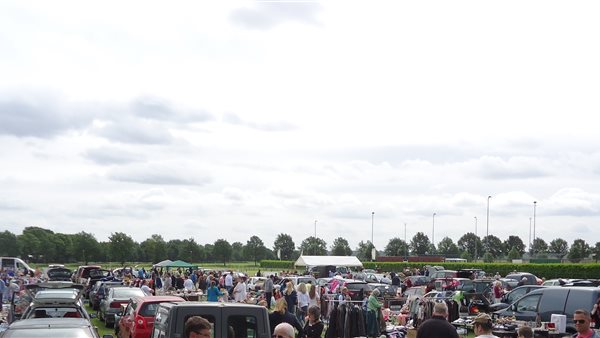 Rommelmarkt kofferbakverkoop Reuver