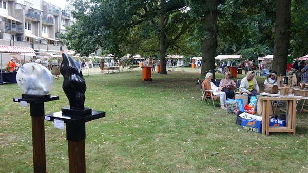 Kunst In Park