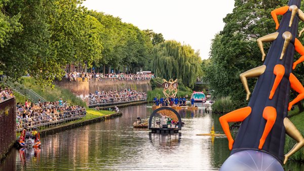 Bosch Parade