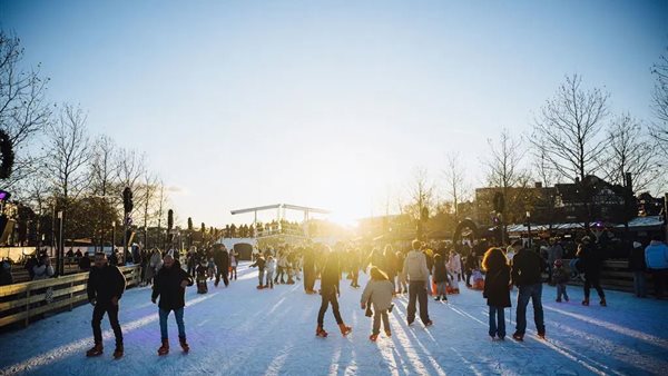 Schaatsbaan op het Museumplein