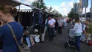 Super vlooienmarkt Waalwijk