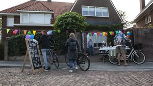 Tafel in de Tuin