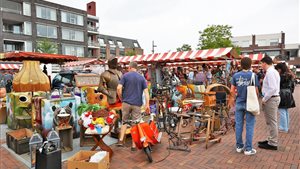 Bezoek de Parijse markt Berlicum