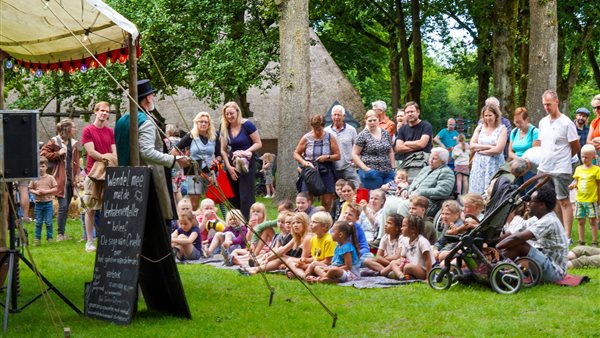 Straattheaterfestival Groetjes uit Orvelte