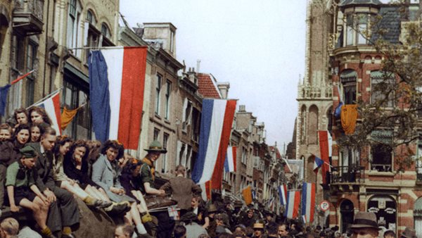 Vier de vrijheid in het Nationaal Militair Museum