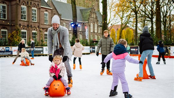 Winter Village Laren