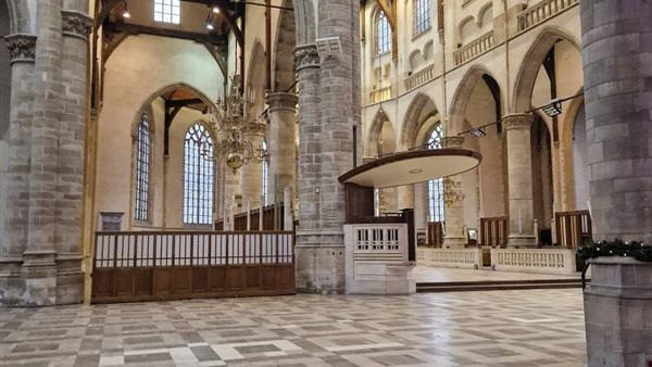 Brocante in de Laurenskerk