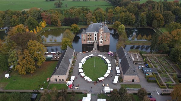 Beleef de Lente bij Kasteel de Canneburch