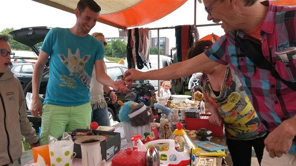 XXL Vlooienmarkt in het Sportpark te Uden
