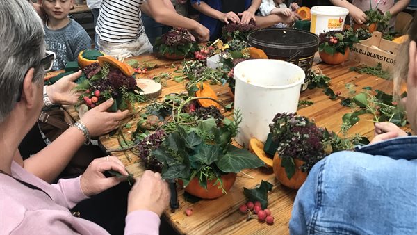 Binnenactiviteiten: Workshops en Creatieve Uitjes