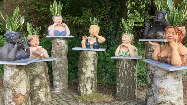 Leon Sporck-Deps in kloostertuin Wahlwiller