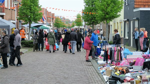 Straatrommelmarkt Steensedijk Hulst