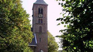 Rondleiding in en om de eeuwenoude Engelmunduskerk