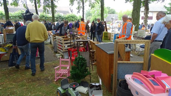 Rommelmarkt Braderie Gassel