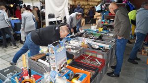 Grote rommelmarkt Speeltuinvereniging Kindervreugd