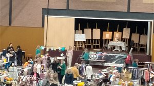 Kleding- en Speelgoedbeurs Westerhaar