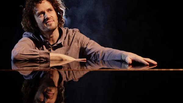 Concert Zanger-Pianist Roon Staal te Lelystad