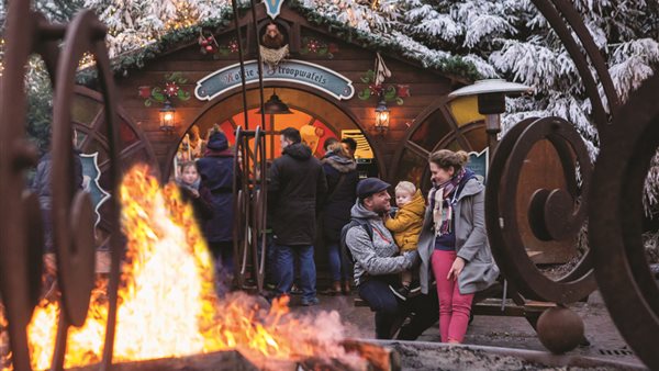 Attractieparken in kerstsfeer met leuk entertainment