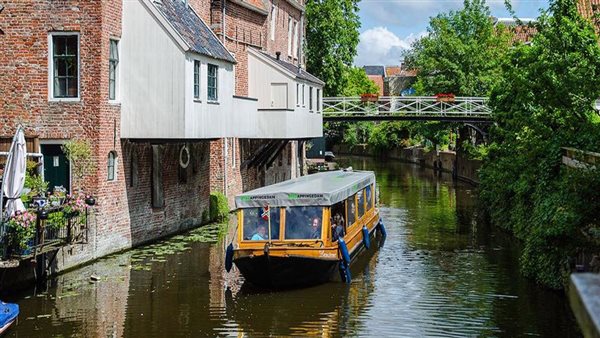 Rondvaartboot Damsterveer