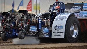 CLAAS Tractorpulling Loerbeek