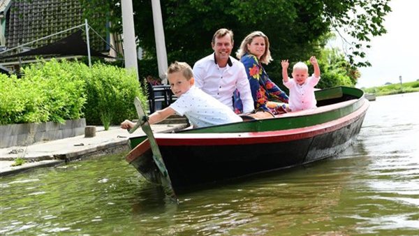 Fluisterend varen door het Rijk der Duizend Eiland